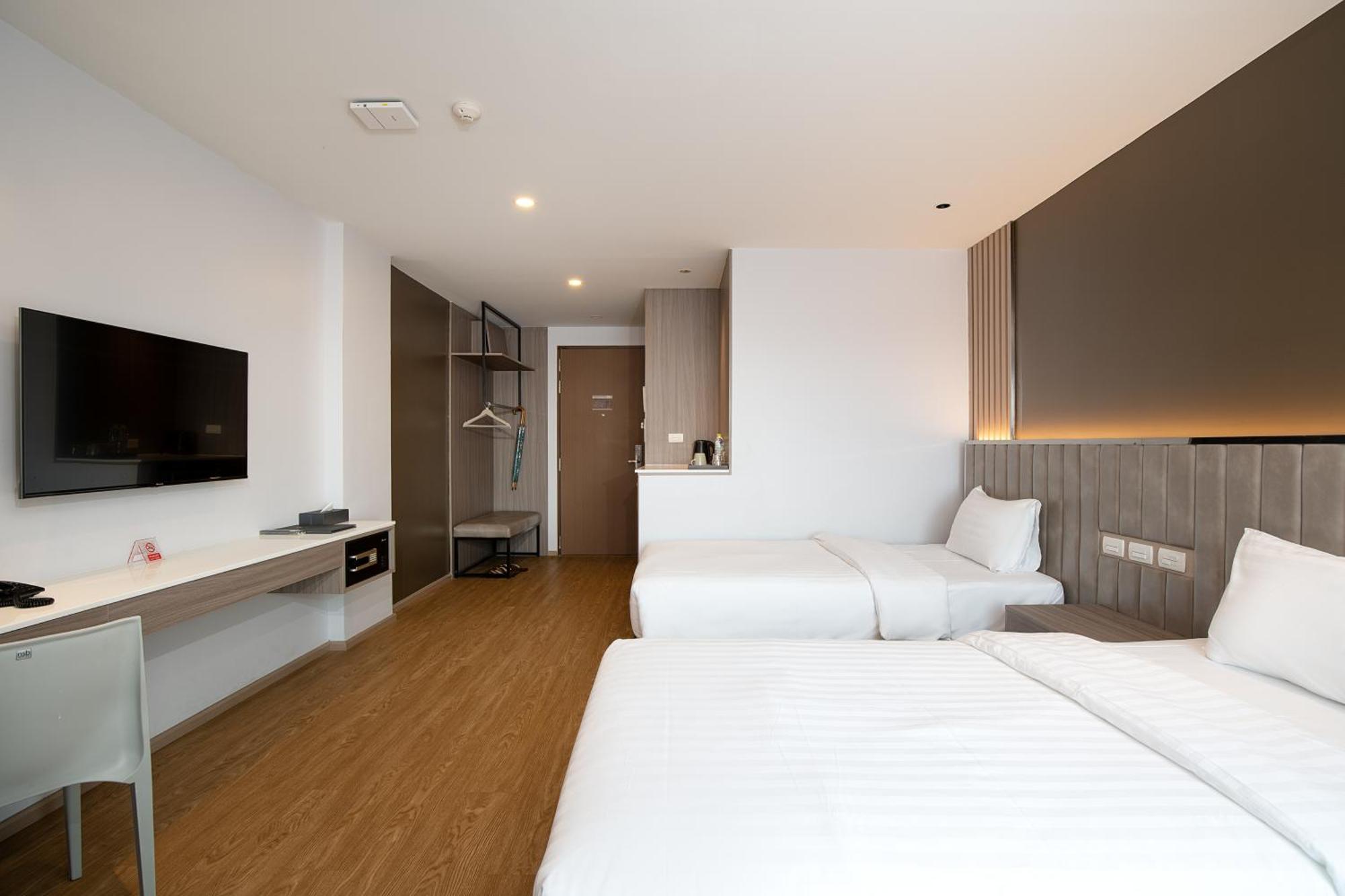 Ban Khlong Bang Krathiam Crystal Srivaree Suvarnabhumi Hotel מראה חיצוני תמונה